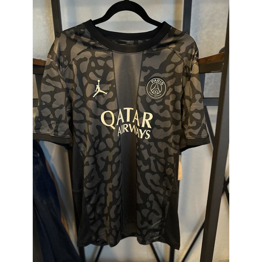 NWT 2023/24 Air Jordan X PSG elephant Print 3rd Kit Size XL (MSRP $95)